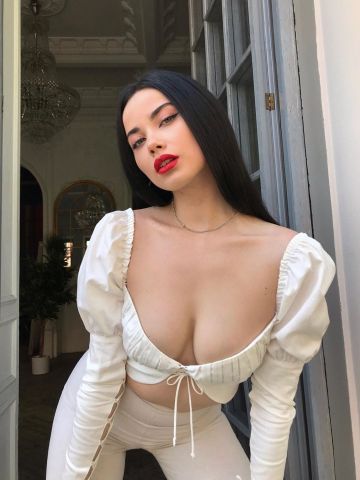 Лаура Толстушка Добрая фото 3